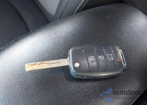 2018 Kia Soul + z USA, uszkodzony, nr VIN KNDJP3A55J7575893